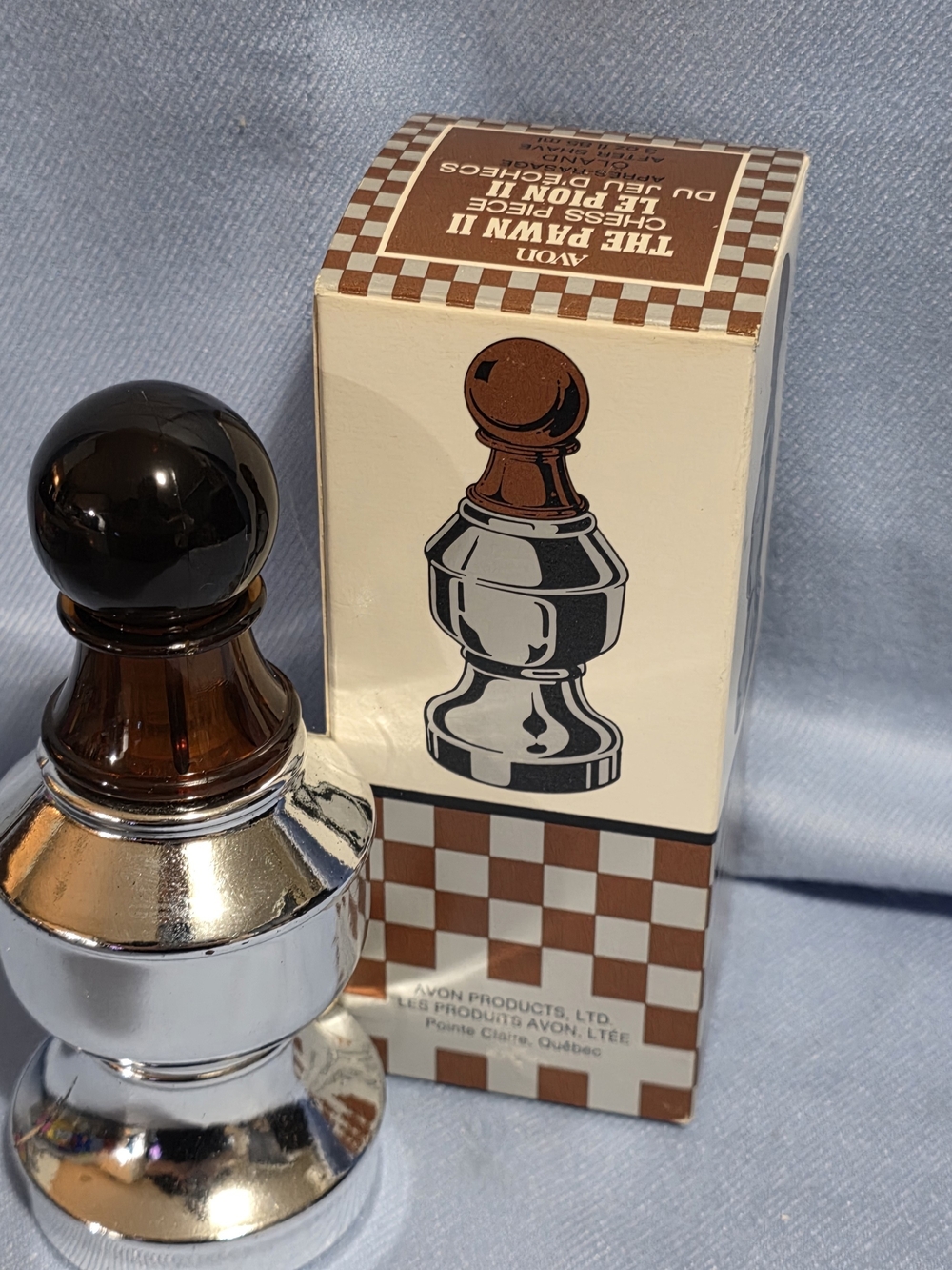 Vintage Avon The Pawn II Chess Piece Decanter Boxed